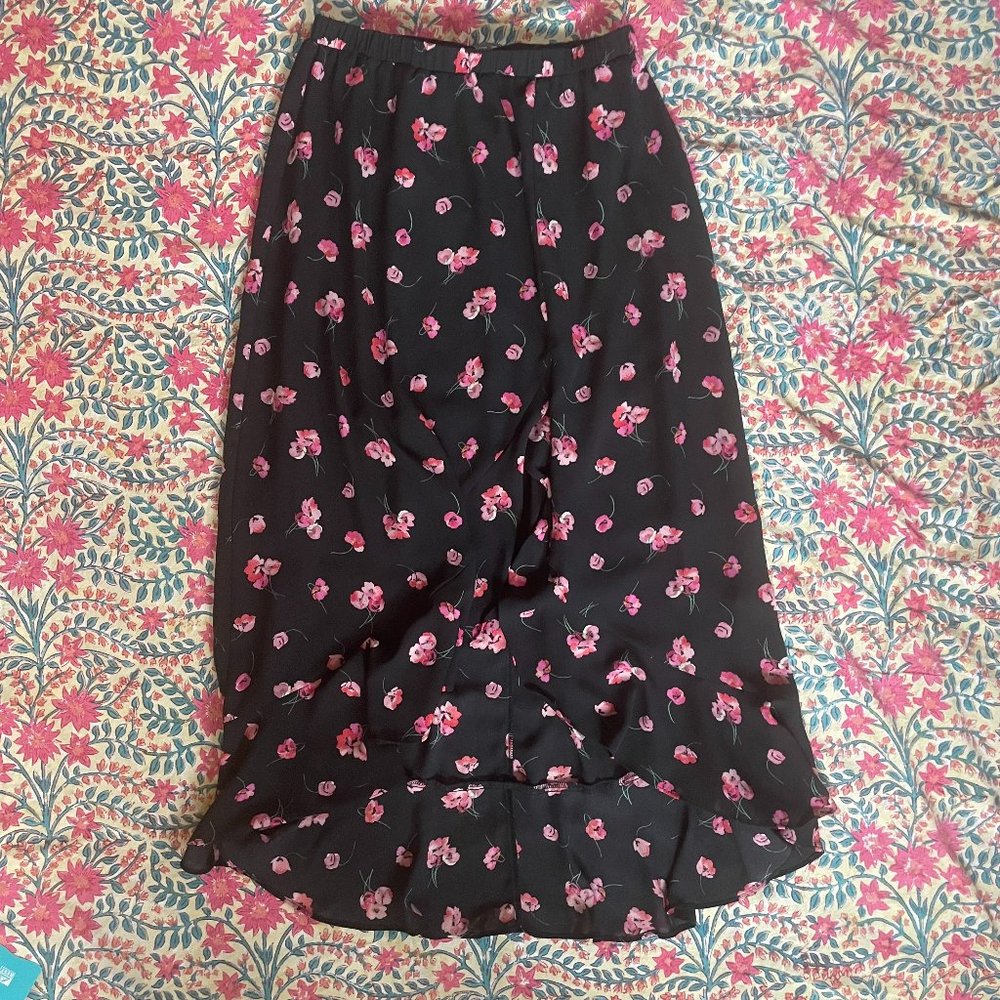 Flowy Ruffled Floral skirt